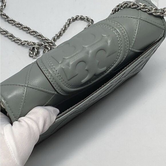 Tory Burch Fleming Soft Chain Wallet Bag - Picture 7 of 14